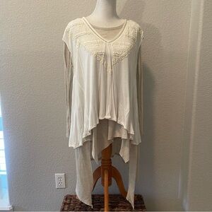 *Bundle Free People Sleeveless Flow Top & Long sleeve tunic